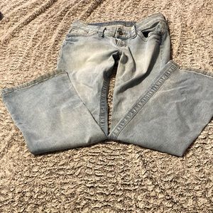 3/$30-NWOT-iLight blue bootcut low rise jeans-Size 8/10